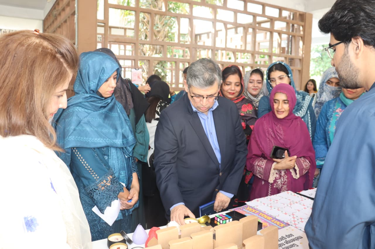World Anatomy Day Cake-Cutting Ceremony